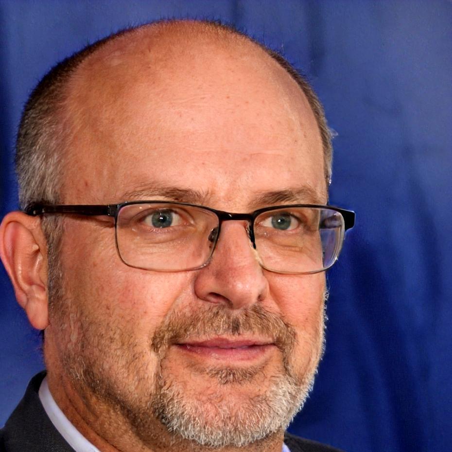 Portrait von Vilhelm Tscherniak, Excel-Spezialist und Dozent für Datenautomatisierung